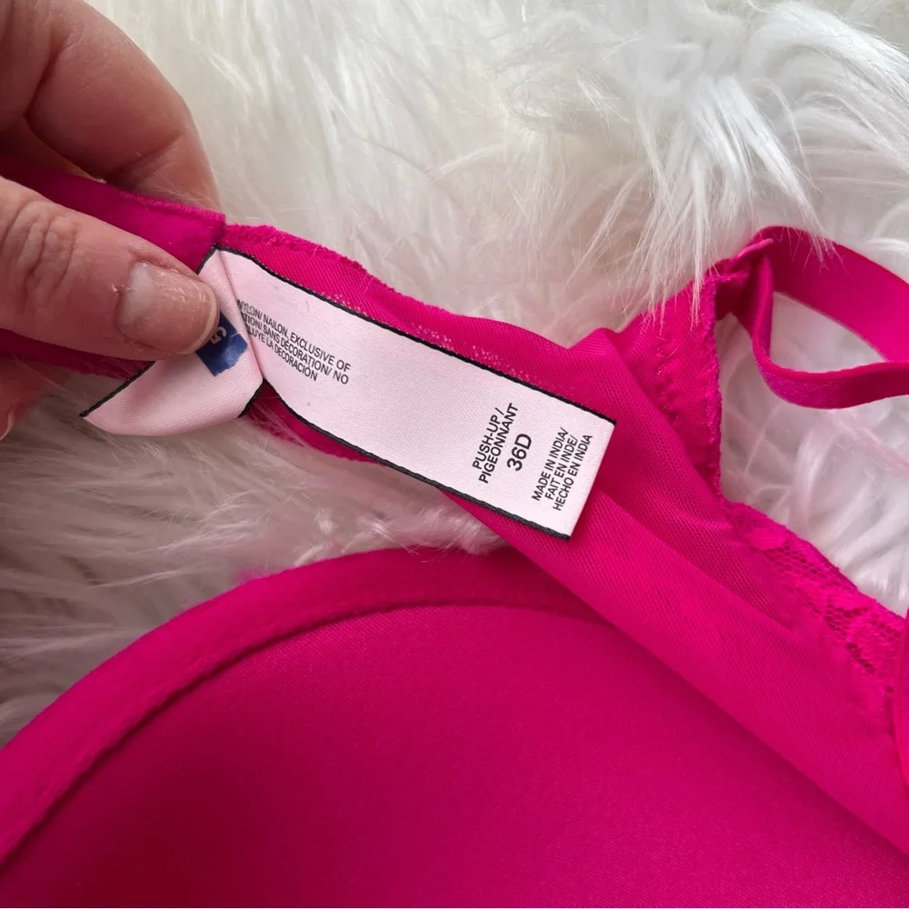 Victoria’s Secret Hot Pink Floral Lace Push Up Bra - Picture 2 of 2
